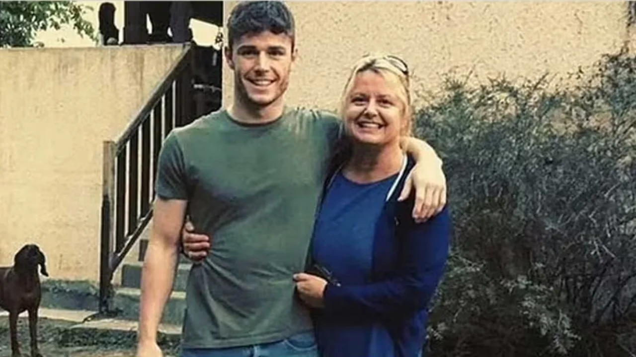 mother of actor and country musician callum kerr died